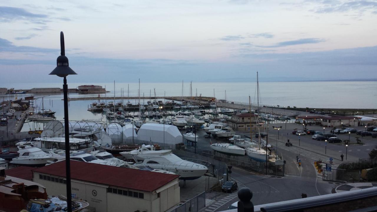Residenza Lumiere Vila Termoli Exterior foto